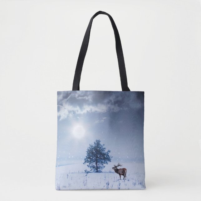 Winterlandschaft in blauer Farbe. Einmaliger Baum  Tasche (Vorderseite)