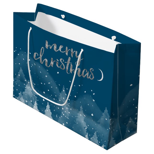 Winterlandschaft Schnee Große Geschenktüte (Vorderseite Schrägansicht)