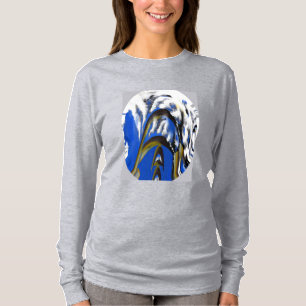 Winterlicher Schnee und Himmel trendy T-Shirt