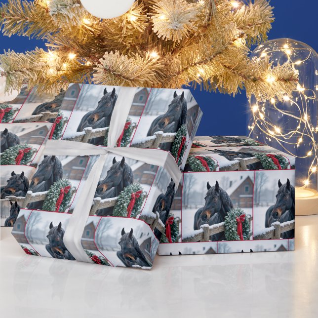 Winterpferd mit Weihnachtskranz Geschenkpapier (Feiertage)