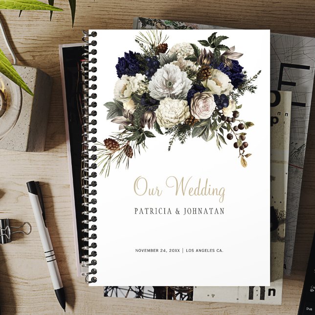 Winterpöne Hochzeit mit elegantem Goldskript Planer (Von Creator hochgeladen)