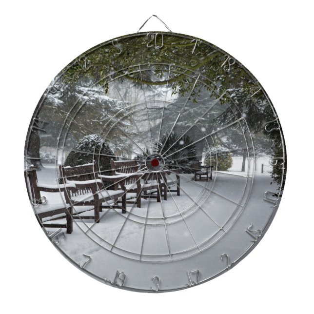 Winterschnee im Park Dartscheibe (vorne)