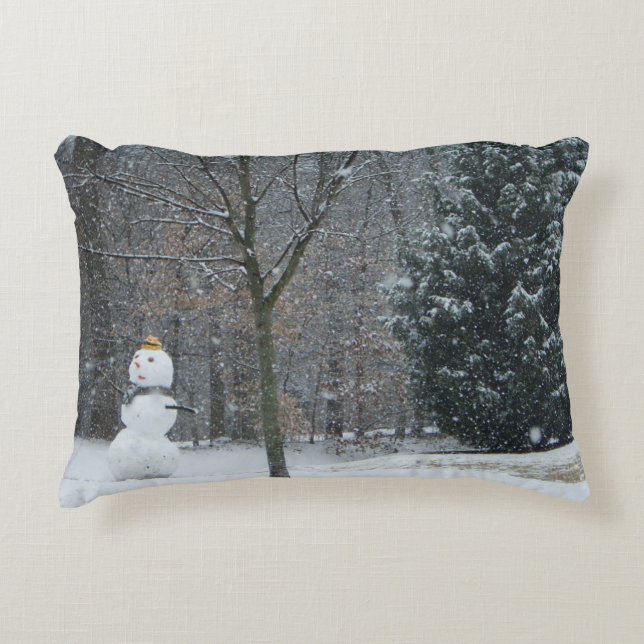 Winterschneeszene der Nachbarin Dekokissen (Vorderseite)