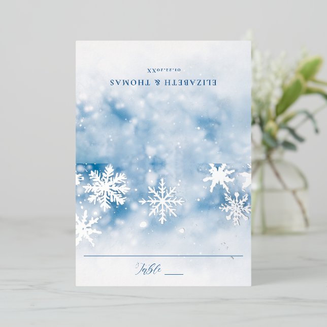 Winterschneewald Hochzeitstisch Platzkarte Folieneinladung (Stehend vorne)