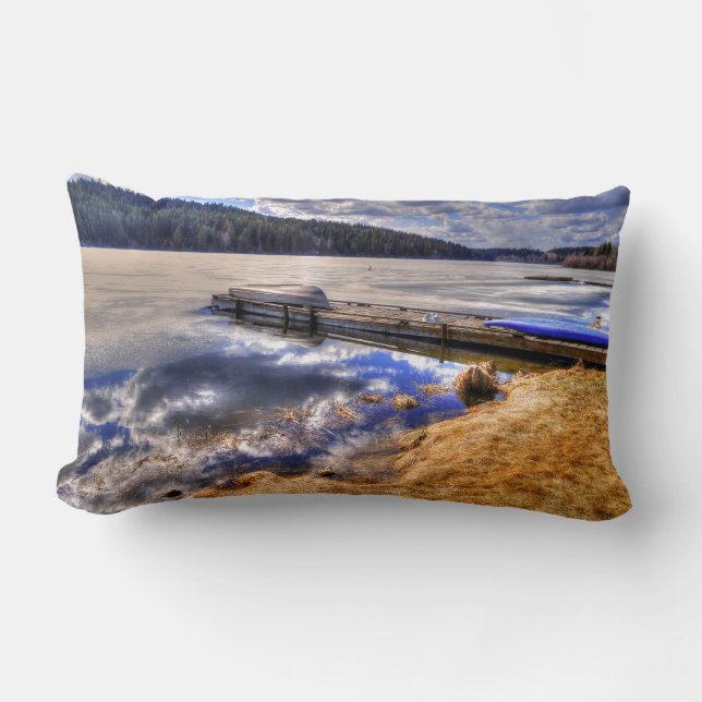 Wintersee und Kayak Wildnislandschaft Lendenkissen (Vorderseite)
