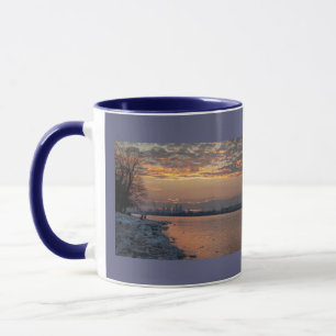 Wintertime River Sunset Tasse