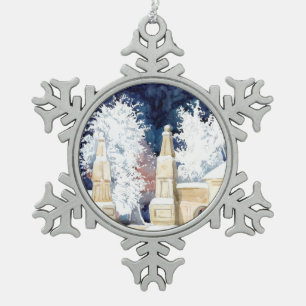 Wintertor bei Nacht (Skizze) Schneeflocken Zinn-Ornament