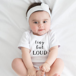 Winzig aber laut lustig verspielt süßes Baby  Strampler