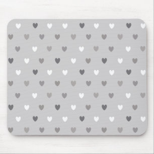 Winzige Polka-Herzen in Grautönen Mousepad