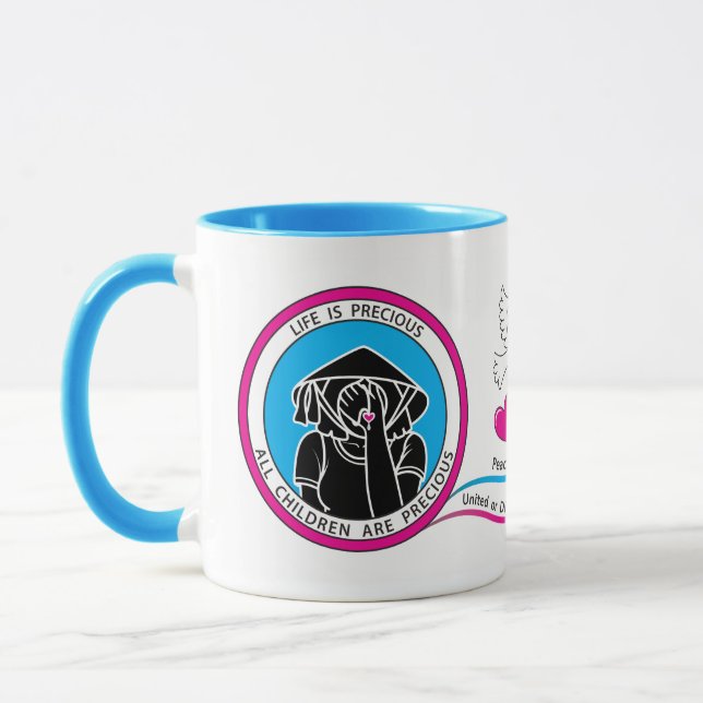 Wir alle weinen die gleichen 4 Pink_ Tasse (Links)