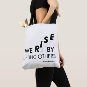Wir erheben uns, indem wir andere anheben tasche