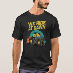 Wir fahren am Morgengrasmäher und machen Lachs Day T-Shirt