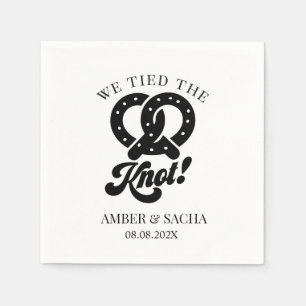 Wir haben den Knoten Brezel-Hochzeit Serviette