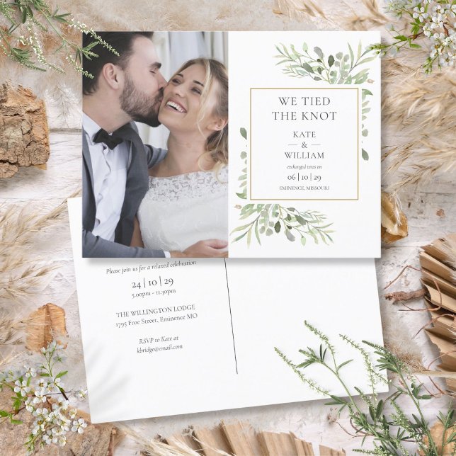 Wir haben die Hochzeit des Fotos "Knot Greenerity" Ankündigungspostkarte (We Tied The Knot Greenery Photo Wedding Announcement Postcard)