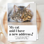 Wir haben die neue Adresse Foto Cat Moving Postkarte<br><div class="desc">Meine Katze und ich haben eine neue Adresse! Lass Deinem besten Freund, dass Du mit dieser niedlichen und lustigen, benutzerdefinierten Foto Katze zu kündigen, indem Du die Ankündigung ankündigst. Personalisieren Sie Ihre Lieblings-Katze Foto, Namen und Ihre neue Adresse. Diese Ankündigung zum Tierziehen ist ein Muss für alle Katzenliebhaber, Katzenmütter und...</div>
