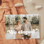 Wir haben ein stilvolles Retro-Hochzeitssemble ent Ankündigung<br><div class="desc">Sie haben sich entschieden zu ellop? Will du,  zu verkünden,  dass du gerade verheiratet got hast? Teilen Sie die Neuigkeiten Ihrer Ehe mit dieser schönen Hochzeitsfotokarte,  dem vollständig anpassbaren Schriftart und den Farben.</div>