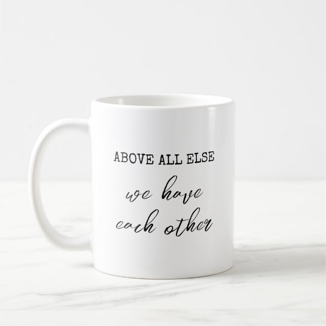 Wir haben einander ein Geschenk für die Tasse (Links)