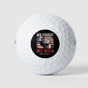 Wir haben gekämpft, wir haben gewonnen, finden Sie Golfball