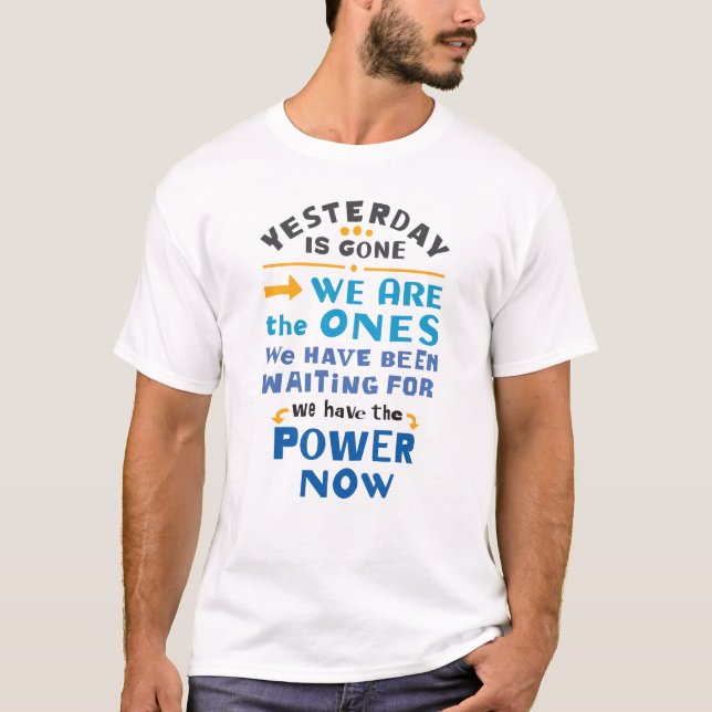Wir haben jetzt den Power T-Shirt (Vorderseite)