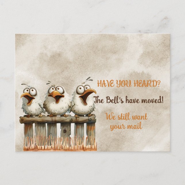 Wir haben lustige Vögel auf Zaun bewegt Postkarte (Vorderseite)