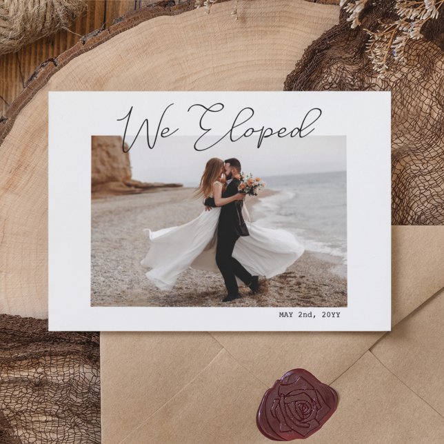 Wir haben Minimal Script Foto Elopement Wedding Ankündigung (We Eloped Minimal Script Photo Elopement Wedding Announcement
)