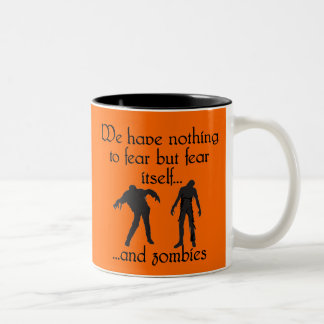 Wir haben nichts, zu befürchten aber sich zu zweifarbige tasse