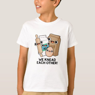 Wir kneten einander einen lustigen Backpuffer T-Shirt