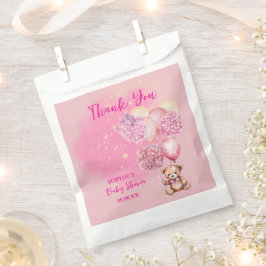 Wir können frühzeitig warten, pink Hydrangeas und Geschenktütchen