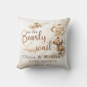 Wir können kaum warten Cub Brown Babyparty Kissen