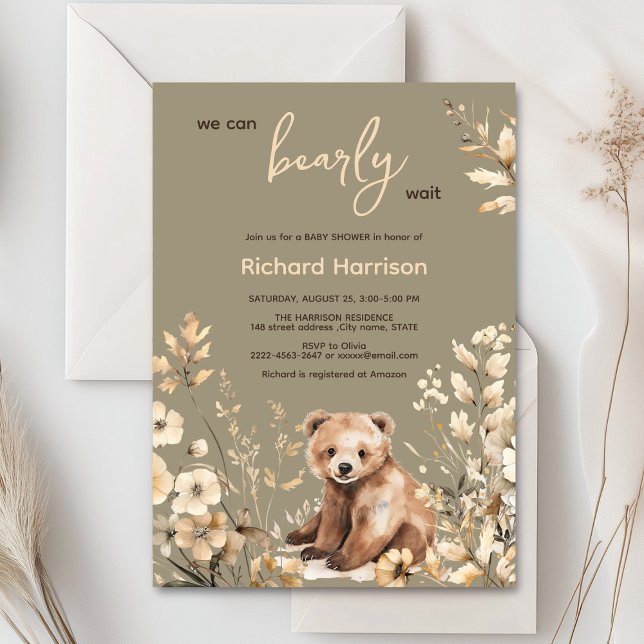 Wir können schon lange warten, bis wir eine Baby-D Einladung (Cute watercolor forest bear with rustic beige flowers baby shower invitation)
