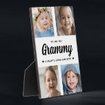 Wir Liebe Sie Grammy Familie halten Foto Collage Fotoplatte<br><div class="desc">Erstellen Sie mit Ihren Lieblingsfamilienfotos ein besonderes Geschenk. Diese moderne Foto-Collage enthält 4 wertvolle Bilder ihrer Enkel. Der gesamte Text ist bearbeitbar. Ja,  es ist das perfekte Geschenk für den Muttertag,  aber jede Großmutter würde das auch an ihrem Geburtstag oder als Weihnachtsgeschenk erhalten.</div>