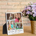 Wir Liebe Sie Nana | Großkinder 4 FotoCollage Fotoplatte<br><div class="desc">Wir Liebe Sie Nana | Grandkids 4 Foto Collage Plaque — Machen Sie Ihr eigenes 4-Bild personalisiert mit 4 Fotos und Namen von 4 Enkelkindern. Schenkt Großmutter ein wertvolles Sake zum Geburtstag,  zum Muttertag,  zum Großelterntag und zu anderen besonderen Tagen.</div>