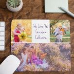 Wir Liebe Sie Oma Custom Grandkids Foto Mousepad<br><div class="desc">Diese niedliche, maßgeschneiderte We Liebe You Oma Mousepad verfügt über eine schöne Anordnung von 3 Enkel Fotos auf einem weißen Hintergrund mit schönen lila lila Typografie für Ihre Großmutter. Dieses wunderschöne Enkelkinder-Foto-Geschenk beinhaltet Ihre eigene Fotocollage, die Ihre personalisierte Botschaft und die Namen Ihrer Enkelinnen umgibt.</div>