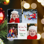 Wir Liebe Sie Oma Custom Niedlich Kids Foto Collag Keramikornament<br><div class="desc">Dieses niedliche, maßgeschneiderte, zweiseitige Weihnachtsschmuck besticht durch eine moderne Anordnung von 4 Fotos aus der Familie auf weißem Hintergrund mit rot-grüner Typografie mit dem Titel We Liebe You Oma. Dieses wunderschöne Enkel-Foto-Geschenk beinhaltet Ihre eigene Fotocollage, die Ihre personalisierte Nachricht und Namen Ihrer Großmutter umgibt. Fügen Sie ein 5. Bild auf...</div>