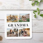 Wir Liebe Sie Oma Personalisiert 4 FotoCollage Getränkeuntersetzer<br><div class="desc">Sagen wir,  wir haben Sie mit einem personalisierten Geschenkgutschein-Untersetzer mit 4 Ihrer Lieblings-Fotos und Enkel-Kinder-Namen Liebe. Alle Texte in diesem Design können bearbeitet werden,  sodass Sie Ihre eigene Nachricht oder Ihren eigenen Text hinzufügen können. Erhältlich in verschiedenen Farben,  Stilen und Produkten.</div>