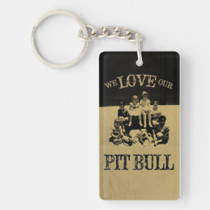 Wir Liebe unserer Pit Bull-individuell anpassbaren Schlüsselanhänger