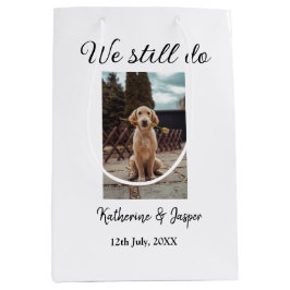Wir machen noch Ehepaar Foto Name Datum sim Mittlere Geschenktüte