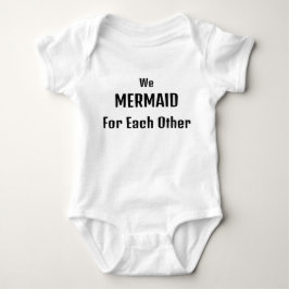 Wir "MERMAID" für einander Baby Strampler