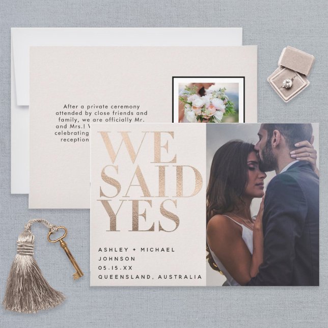 WIR SAGTEN JA | Blush + Rose Gold 2 Foto Hochzeit Einladung (Von Creator hochgeladen)