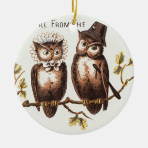 Wir sind aus dem Owl Country: Chromolithograph Art Keramik Ornament