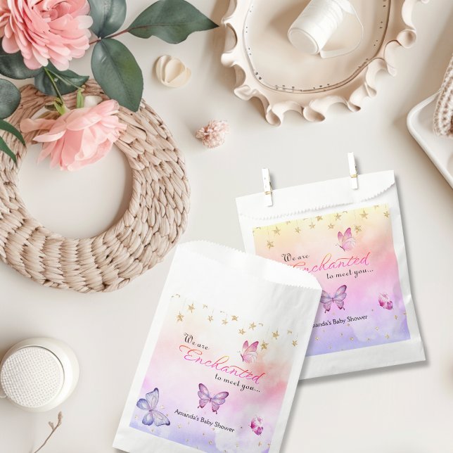 Wir sind bezaubert, Sie mit einer Schmetterlingswa Geschenktütchen (Von Creator hochgeladen)