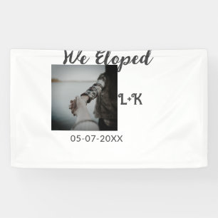 Wir sind durchgebrannt, frisch vermählt, Foto Name Banner
