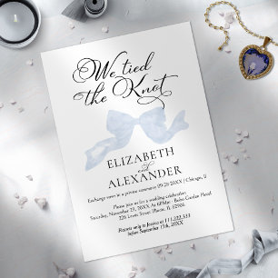 Wir tippten den Knoten   Blue Bow Wedding Elopemen Einladung
