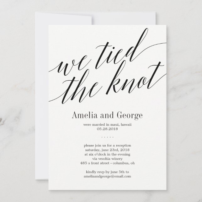 Wir tippten die Knot Wedding Rezeption Modernes Sk Einladung (Vorderseite)