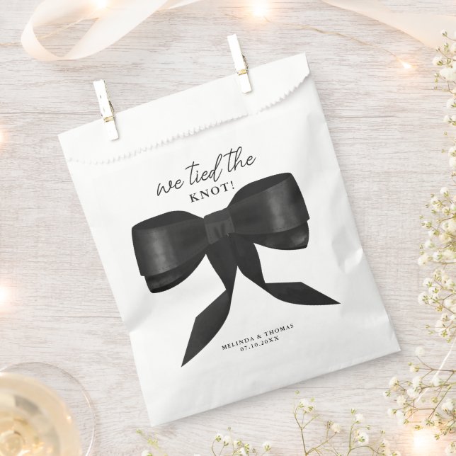 Wir tippten die Knotenblütenhochzeit Geschenktütchen (Ausgeschnitten)
