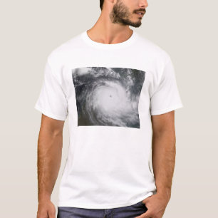 Wirbelsturm Monica im South- Pacificozean T-Shirt