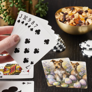 Wirefox Terrier Hund mit Ostereiern Urlaub Spielkarten