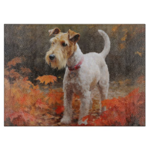 Wirefox Terrier im Herbst Leaves Fall Inspiriert Schneidebrett