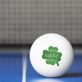 Wirklich glücklich, einen Jig zu machen Tischtennisball