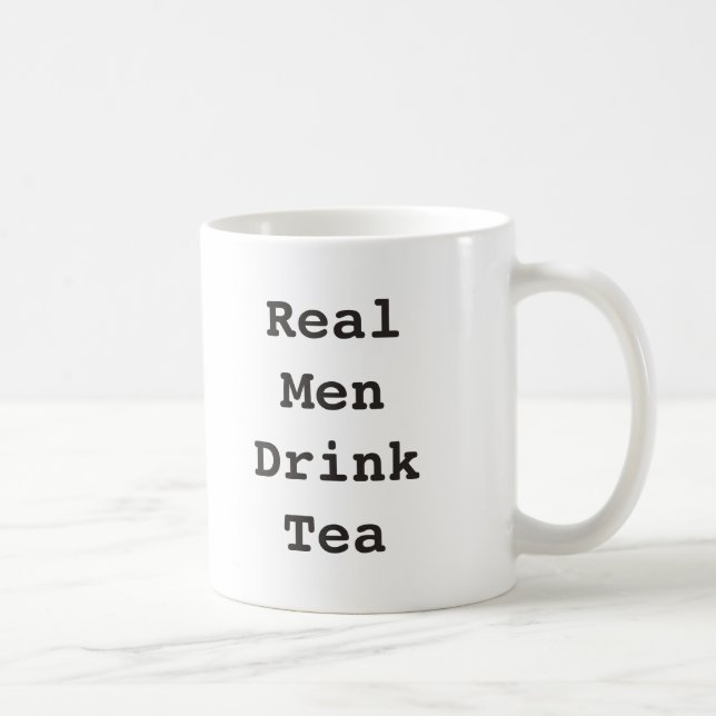 Wirkliche Mann-Getränk-Tee-Tassen-lustige Tasse (Rechts)